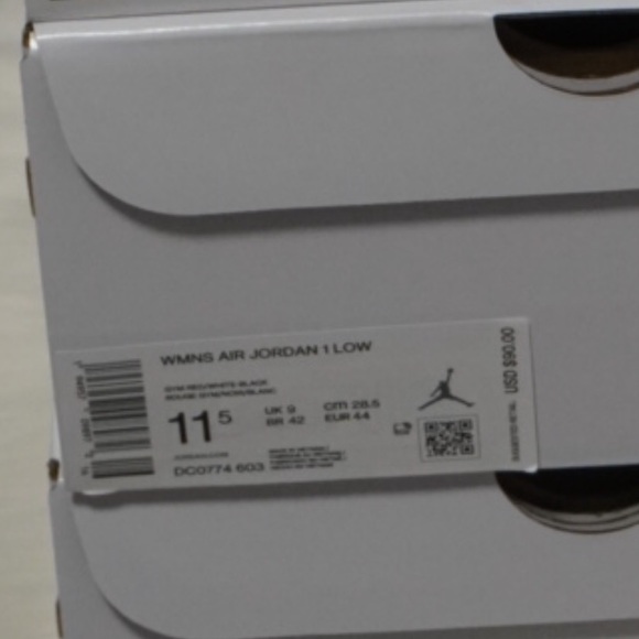 Jordan 1 Low “Chicago Flip” - Picture 7 of 8